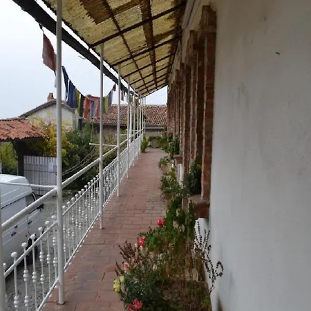 In House - Castello Dei Diamanti Guest house Belvedere Langhe