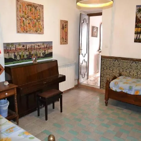 Guest house In House - Castello Dei Diamanti *