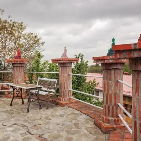 Guest house In House - Castello Dei Diamanti Belvedere Langhe